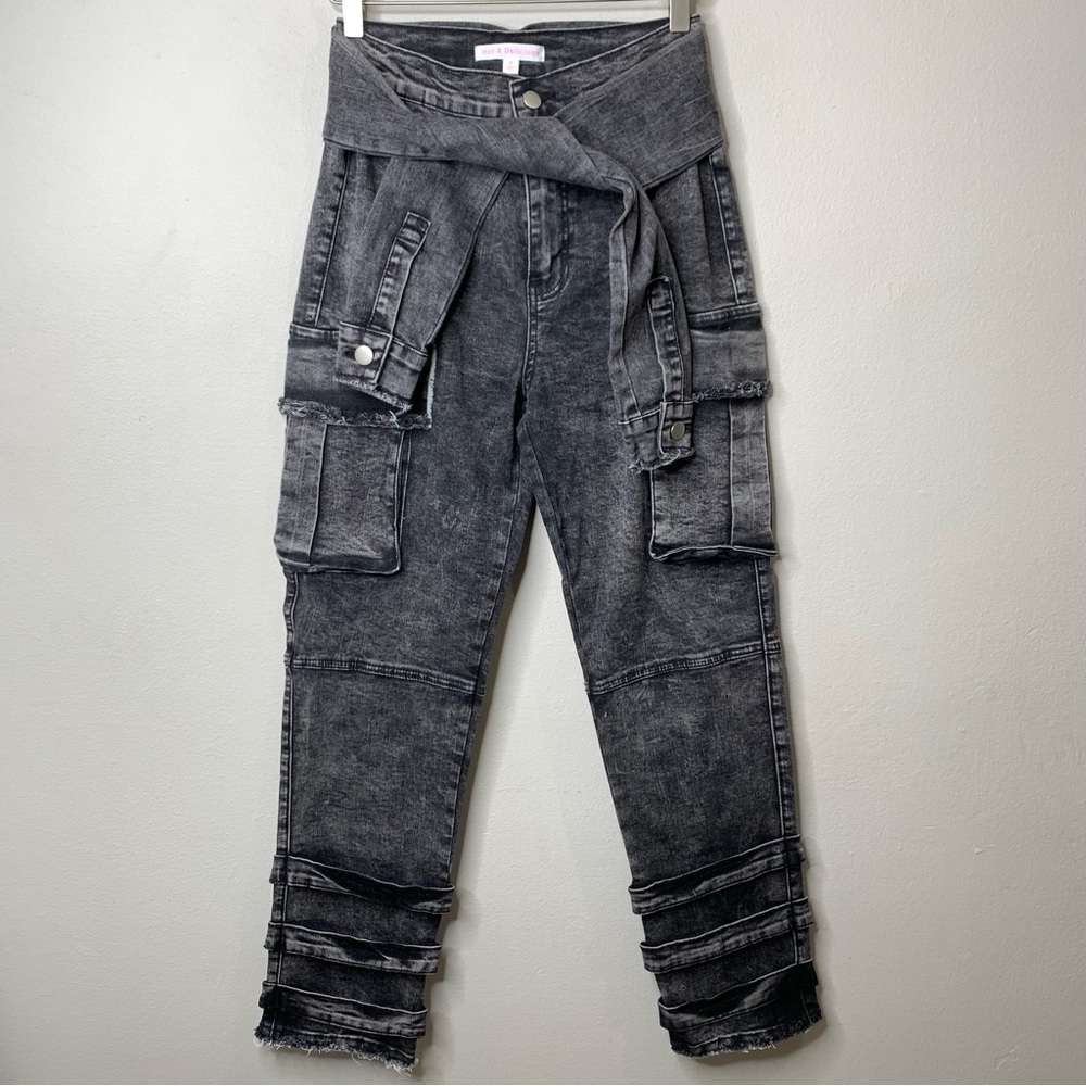 Hot & Delicious Cargo Sleeves Tied-Up High Rise Pant Light Wash Black